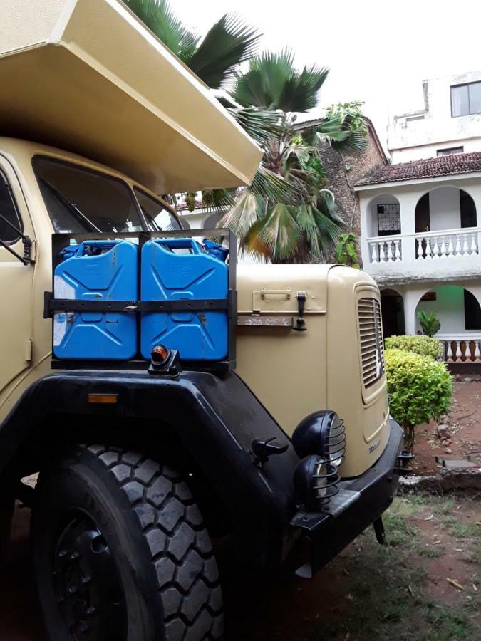Akogo House - Bnb , Hostel, Backpackers & Volunteer Center Mombasa Eksteriør bilde
