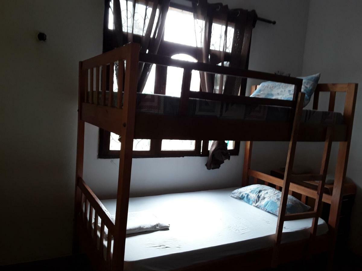 Akogo House - Bnb , Hostel, Backpackers & Volunteer Center Mombasa Eksteriør bilde
